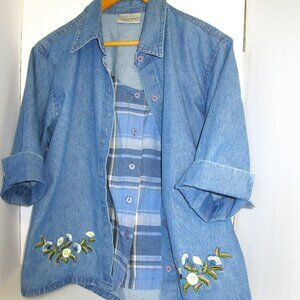 Women's denium jacket of East West Fashions with button up vest size M/L